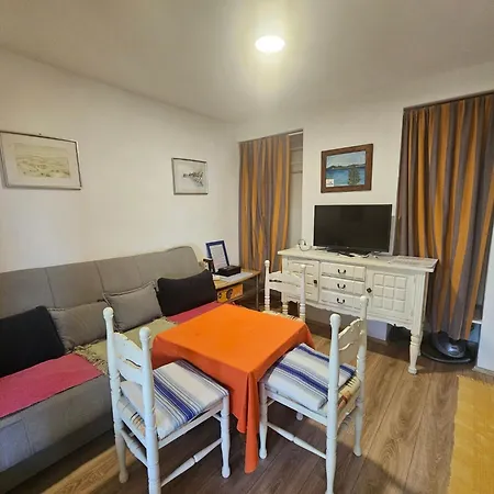 Daire Ferienwohnung- 70m Vom Entfernt By Interhome Novi Vinodolski
